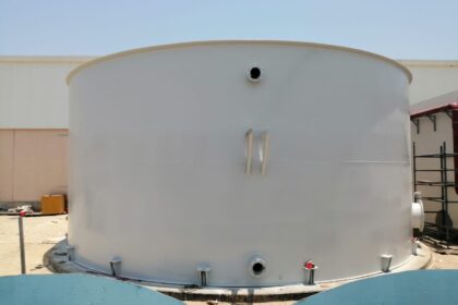 POTABLE WATER STORAGE TANK